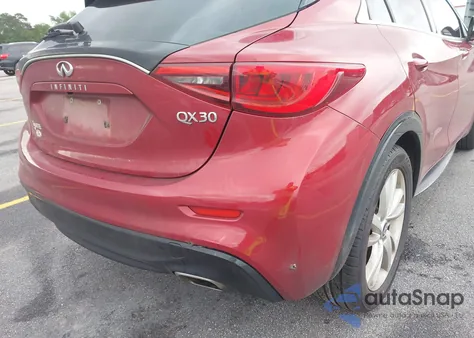 2019 Infiniti Qx30 Luxe z USA, uszkodzony, nr VIN SJKCH5CP5KA010643